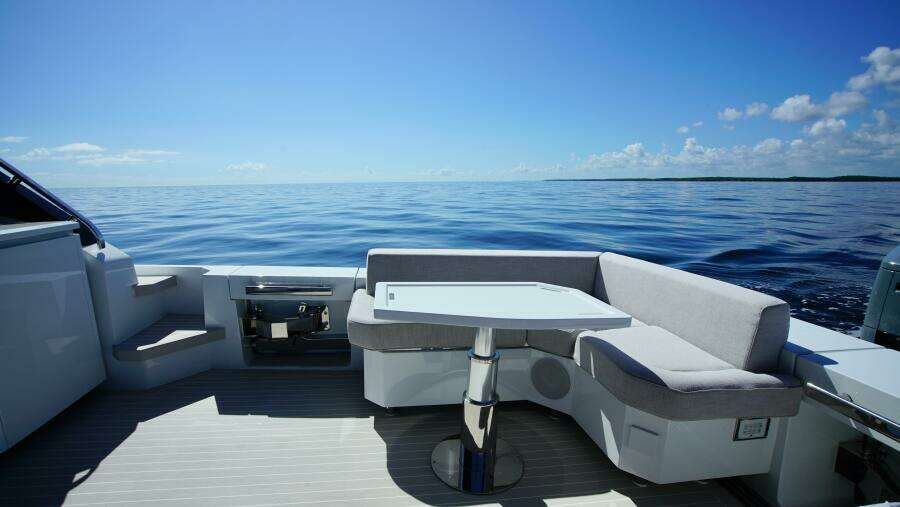 56ft Uniesse Yacht For Sale