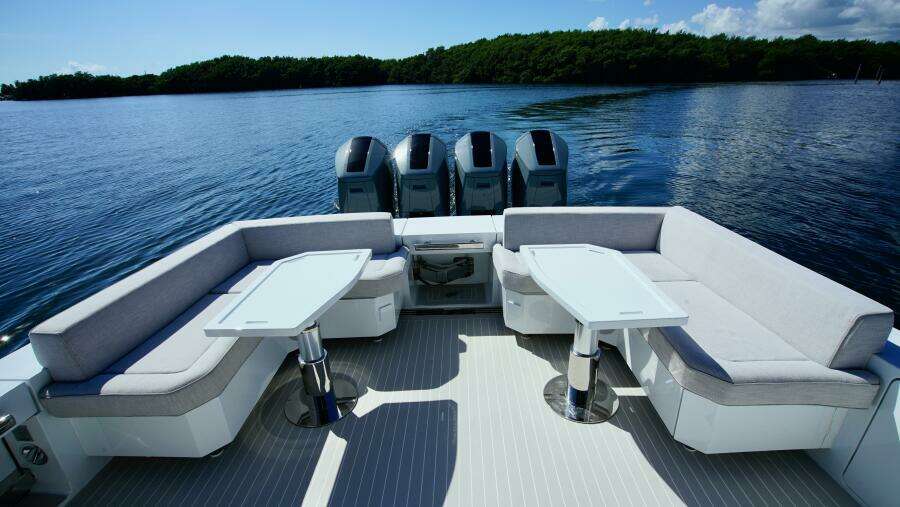 56ft Uniesse Yacht For Sale