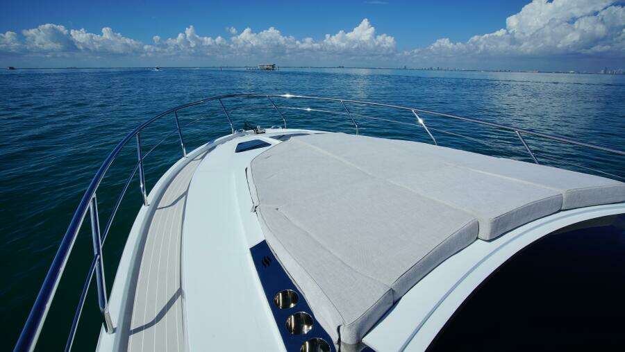 56ft Uniesse Yacht For Sale