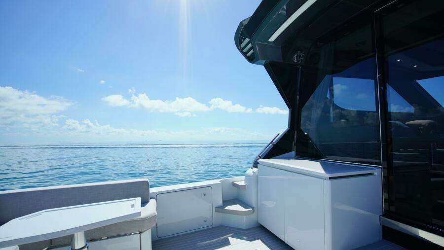 56ft Uniesse Yacht For Sale