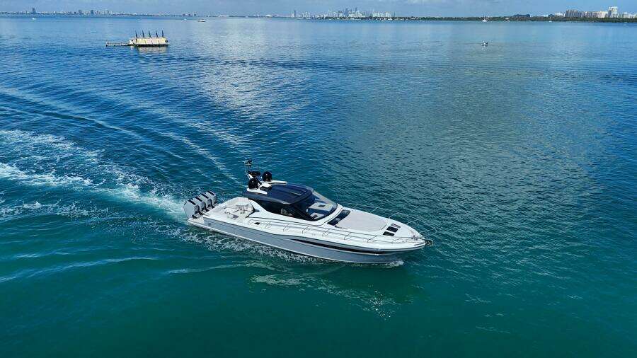 56ft Uniesse Yacht For Sale