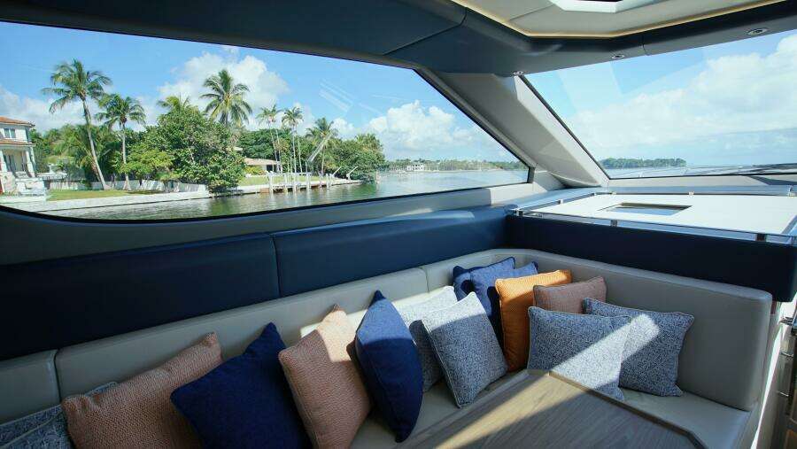 56ft Uniesse Yacht For Sale