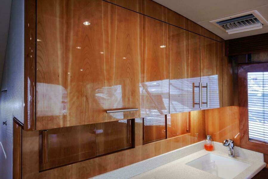 50ft Hatteras Yacht For Sale