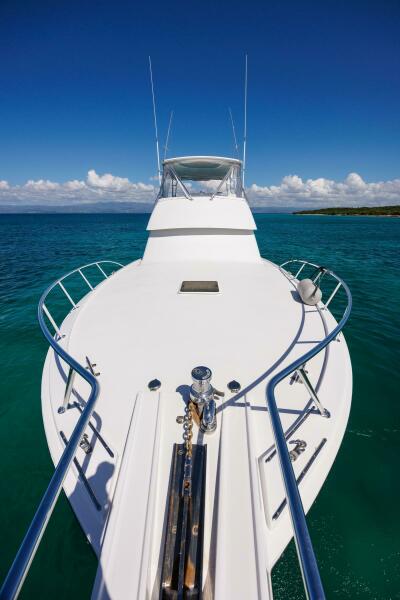 50' 2005 Hatteras 50 Convertible