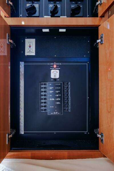 50ft Hatteras Yacht For Sale