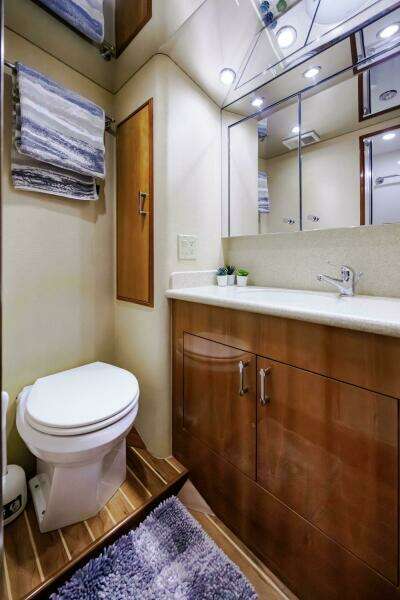 50ft Hatteras Yacht For Sale