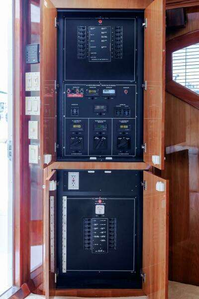 50ft Hatteras Yacht For Sale