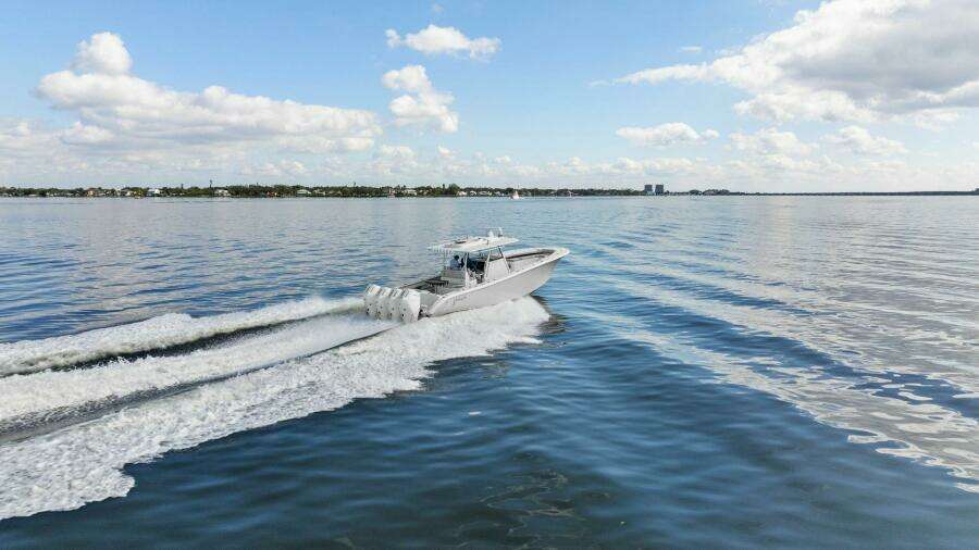 39ft Yellowfin Yacht For Sale