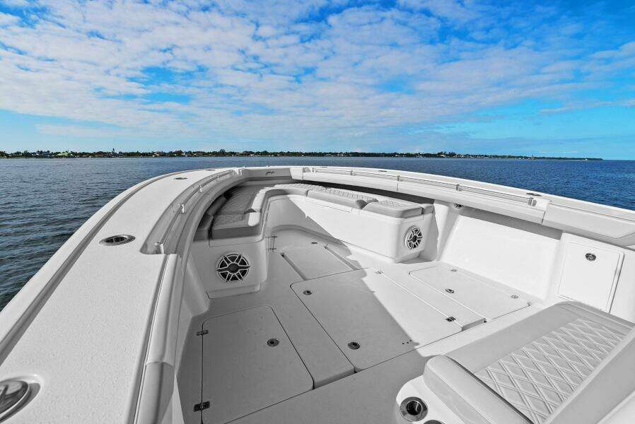 39ft Yellowfin Yacht For Sale