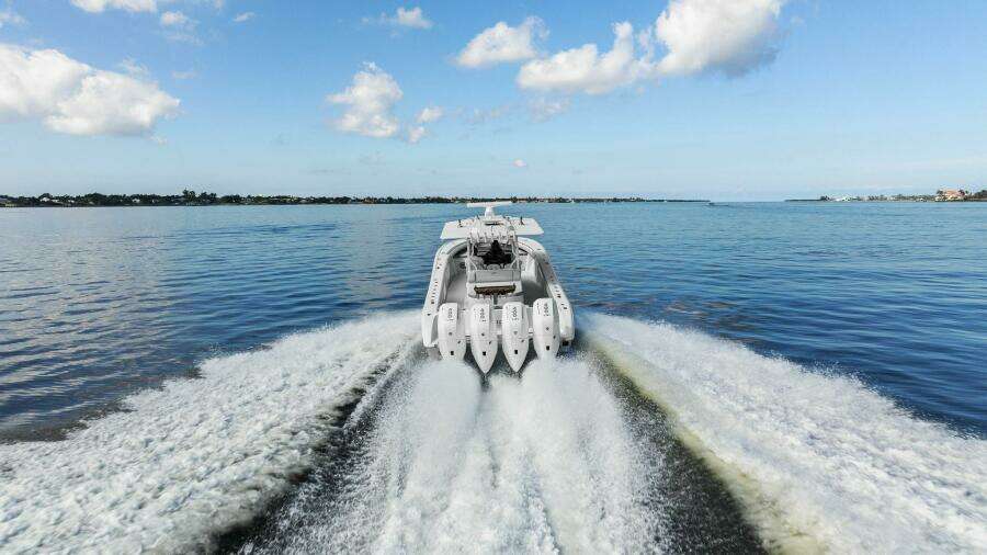 39ft Yellowfin Yacht For Sale