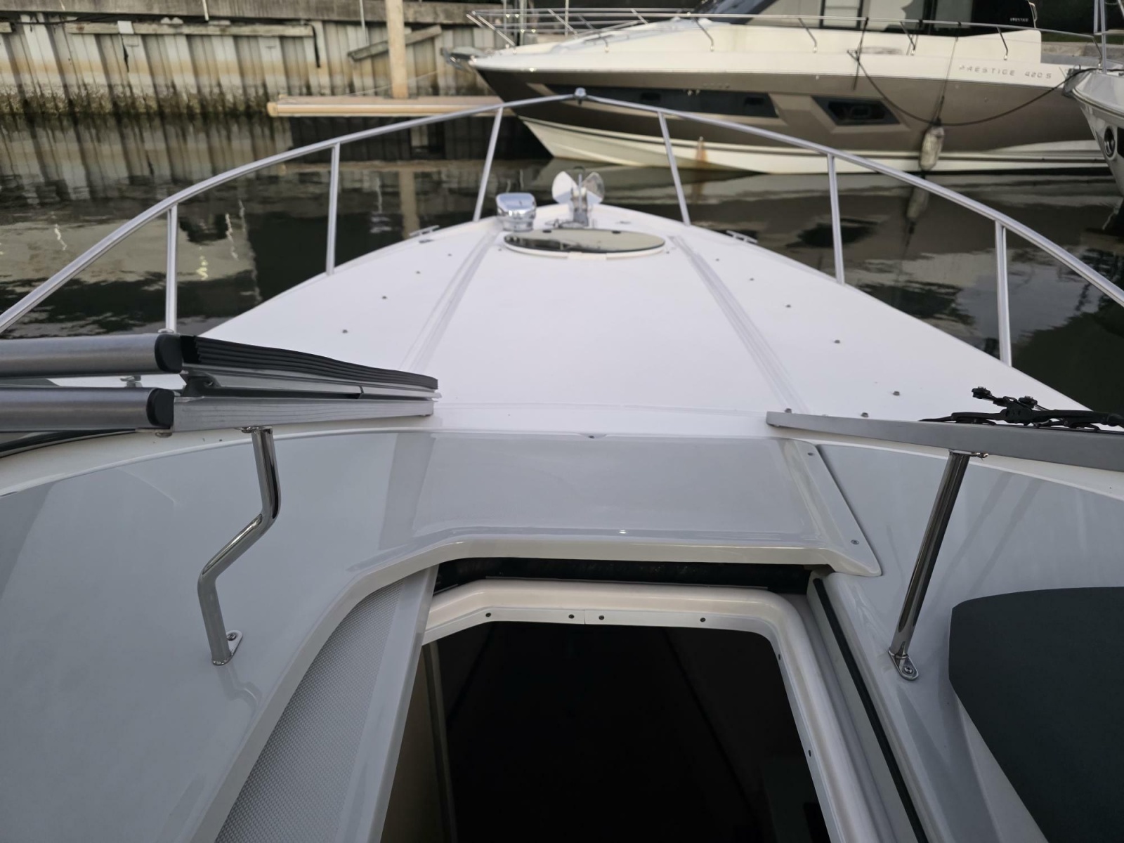 27ft Regal Yacht For Sale