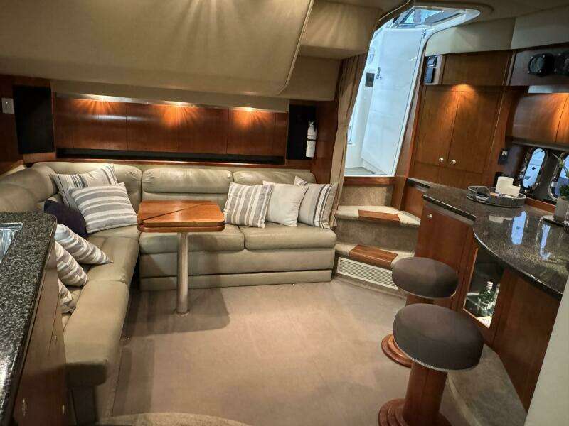 42ft Cruisers Yachts Yacht For Sale