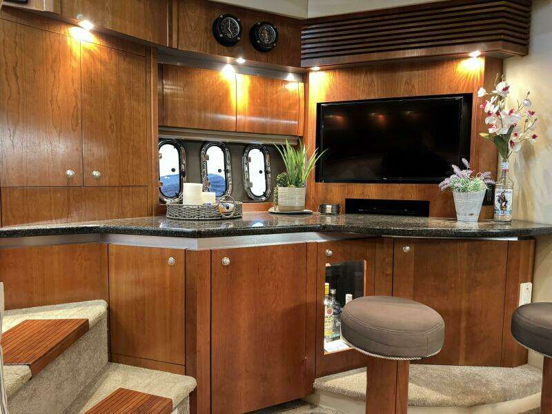 42ft Cruisers Yachts Yacht For Sale