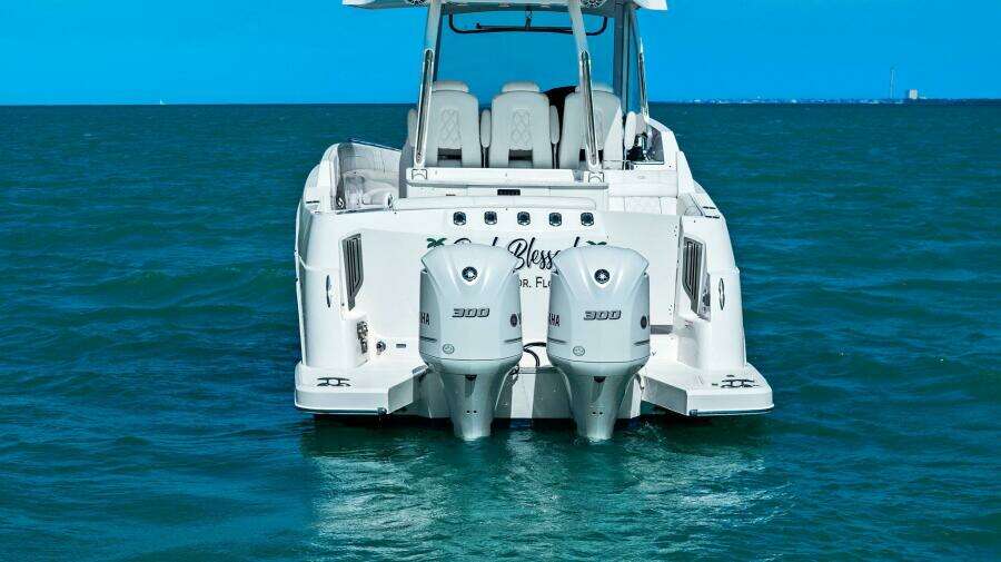 Reel Blessed 33ft Regal Yacht For Sale