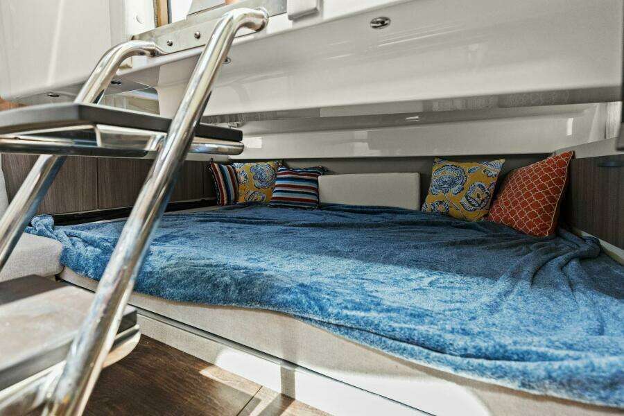 Reel Blessed 33ft Regal Yacht For Sale