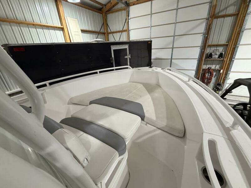 23ft Everglades Yacht For Sale