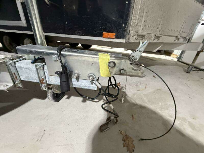 23ft Everglades Yacht For Sale