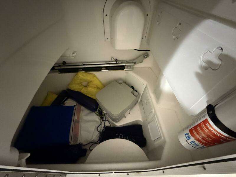 23ft Everglades Yacht For Sale