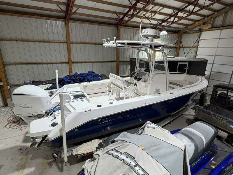 23ft Everglades Yacht For Sale