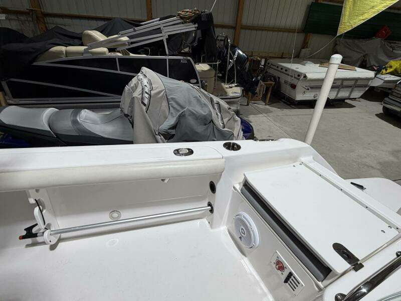 23ft Everglades Yacht For Sale