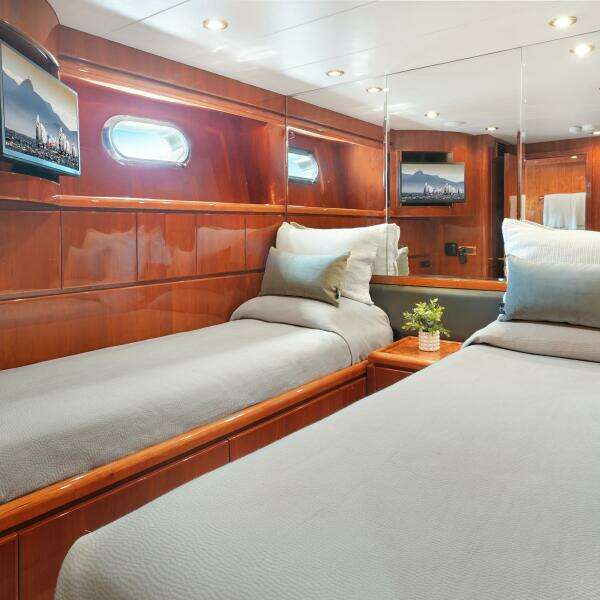 MILES AWEIGH 81ft Hargrave Yacht For Sale