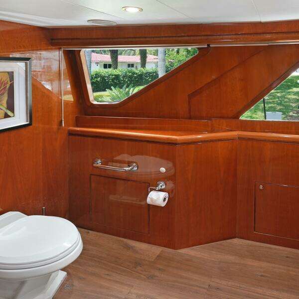 MILES AWEIGH 81ft Hargrave Yacht For Sale