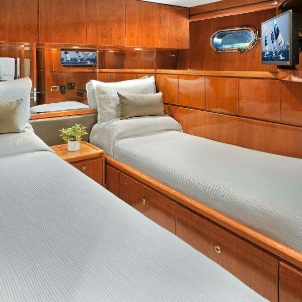 MILES AWEIGH 81ft Hargrave Yacht For Sale