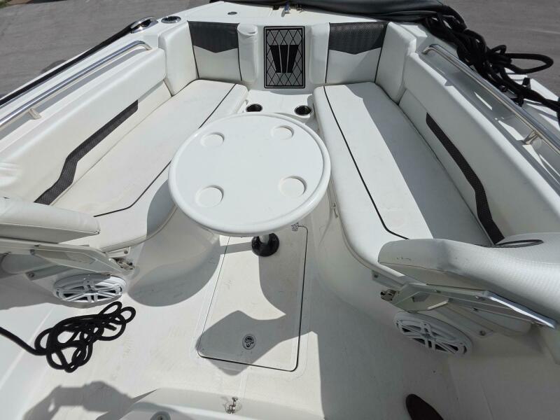 22' 2022 Wellcraft 222 Fisherman