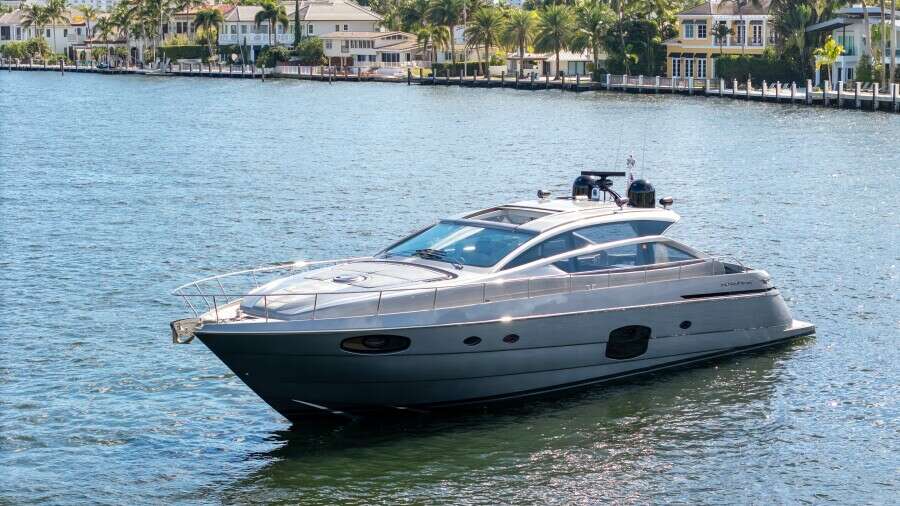 62ft Pershing Yacht For Sale