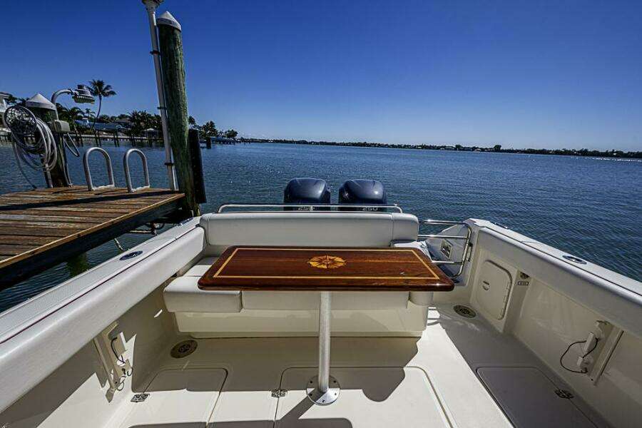 34ft Pursuit Yacht For Sale