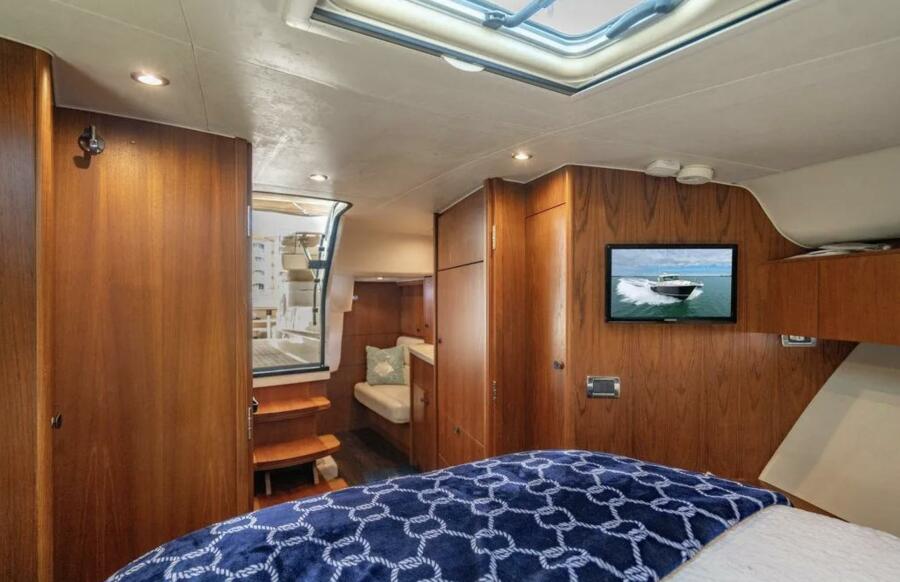 36' 2013 Tiara Yachts 36 Coronet