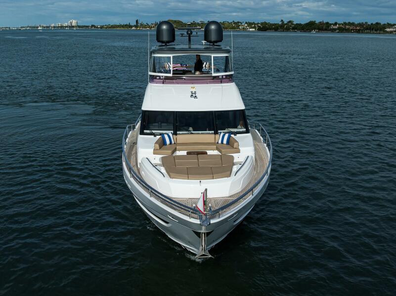 78' 2021 Princess Y78