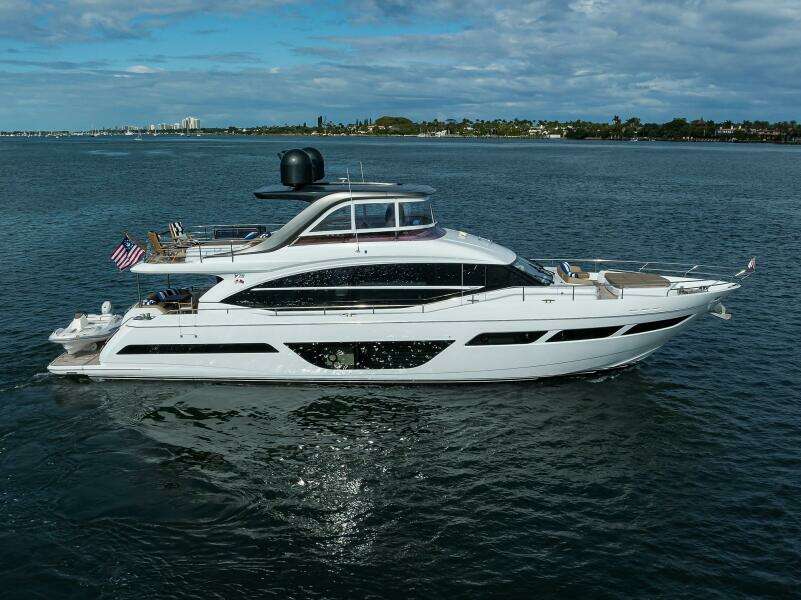 Princess Y78 - Janie II - Profile