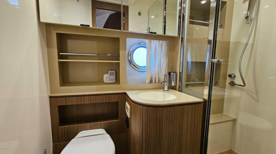 50' 2015 Azimut Atlantis 50