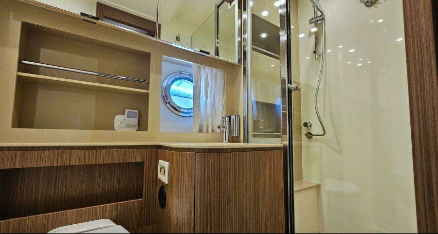 50ft Azimut Yacht For Sale