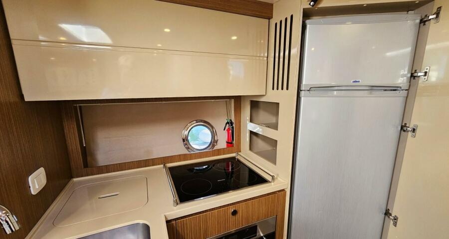 50' 2015 Azimut Atlantis 50