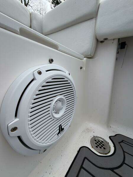 23ft Tidewater Yacht For Sale