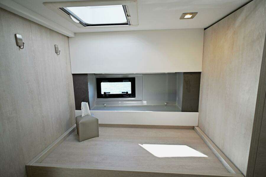 Min o 45ft Leopard Yacht For Sale