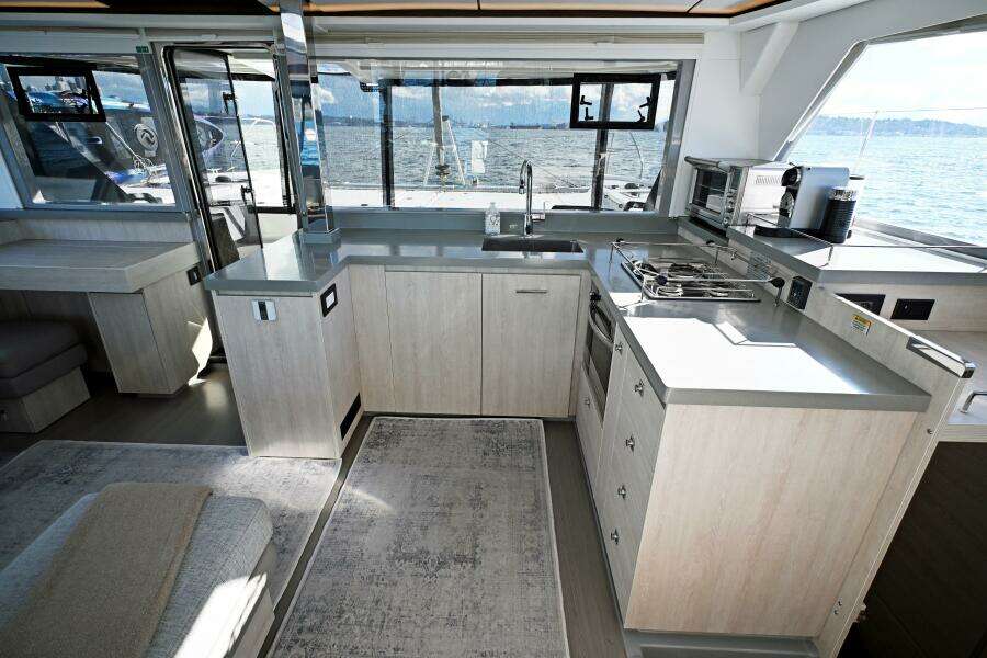 Min o 45ft Leopard Yacht For Sale