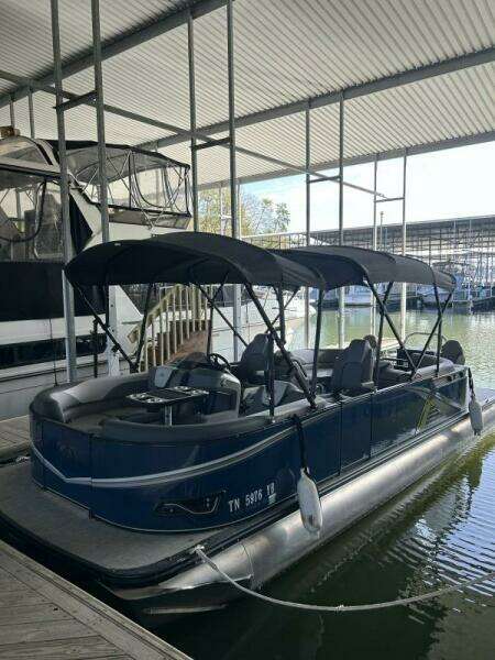 24ft Avalon Yacht For Sale