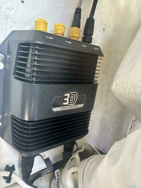 24ft Sea Hunt Yacht For Sale