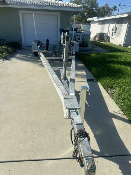 24ft Sea Hunt Yacht For Sale