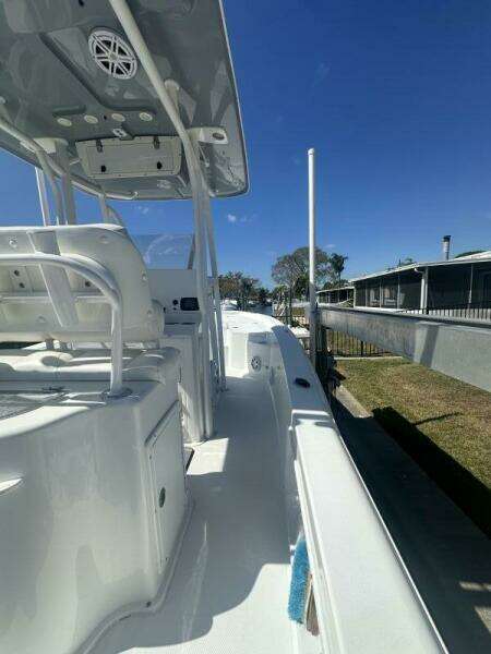 24ft Sea Hunt Yacht For Sale