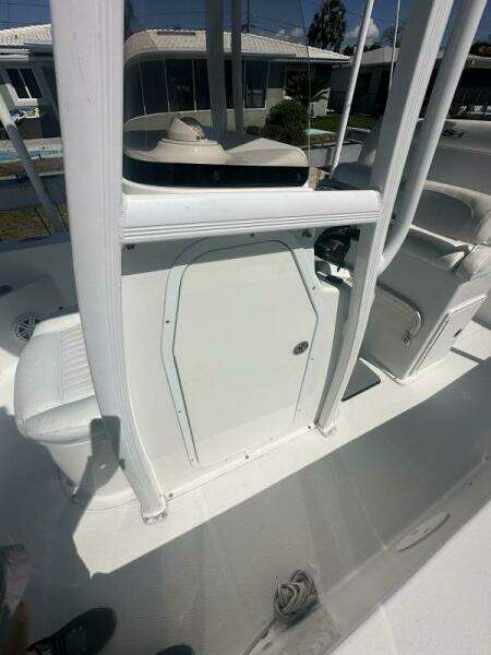 24ft Sea Hunt Yacht For Sale