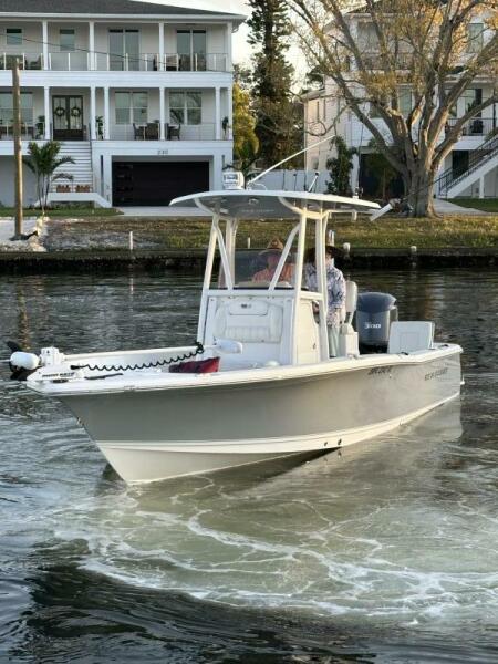 2016 Sea Hunt BX 24 BR