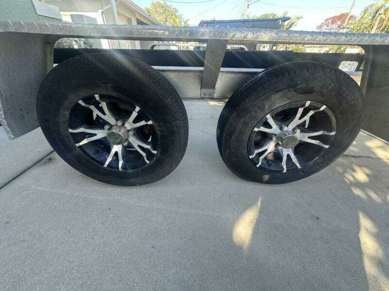 24ft Sea Hunt Yacht For Sale