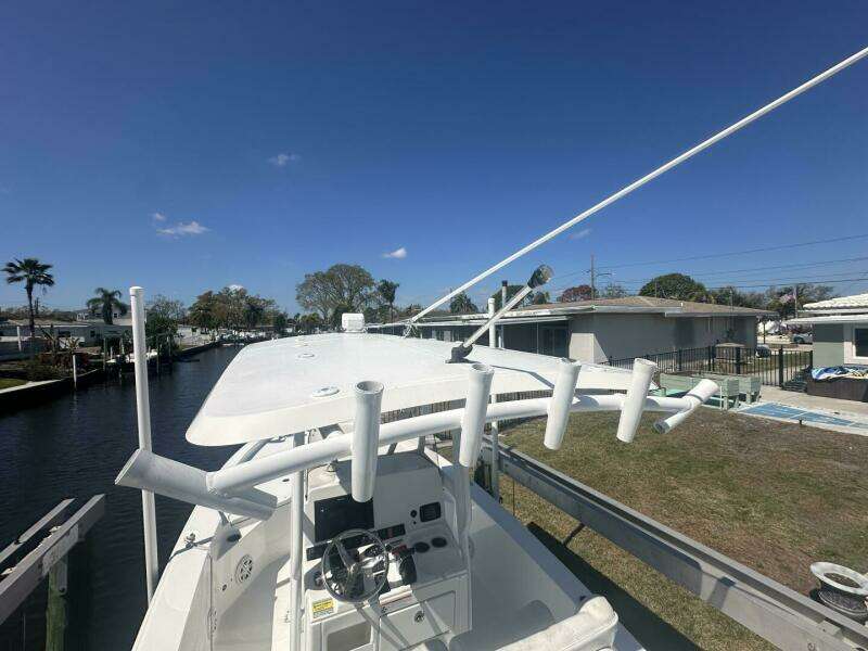 24ft Sea Hunt Yacht For Sale