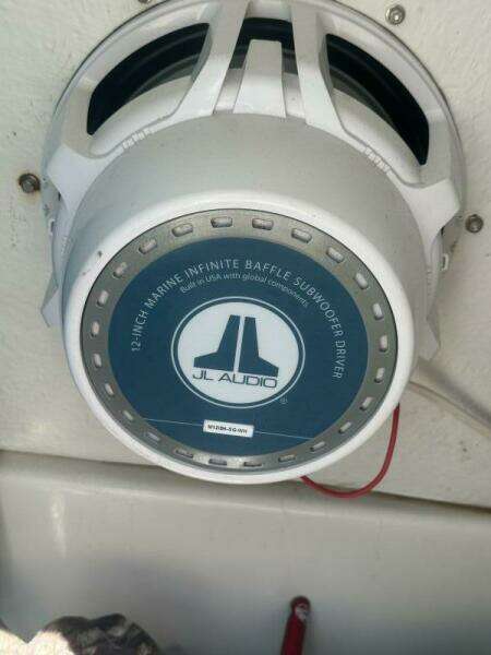 24ft Sea Hunt Yacht For Sale