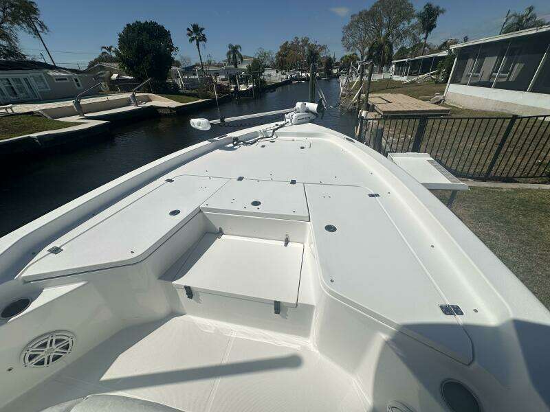 24ft Sea Hunt Yacht For Sale