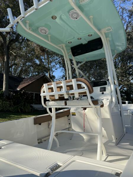 22' 2023 Pioneer 220 Bay Sport